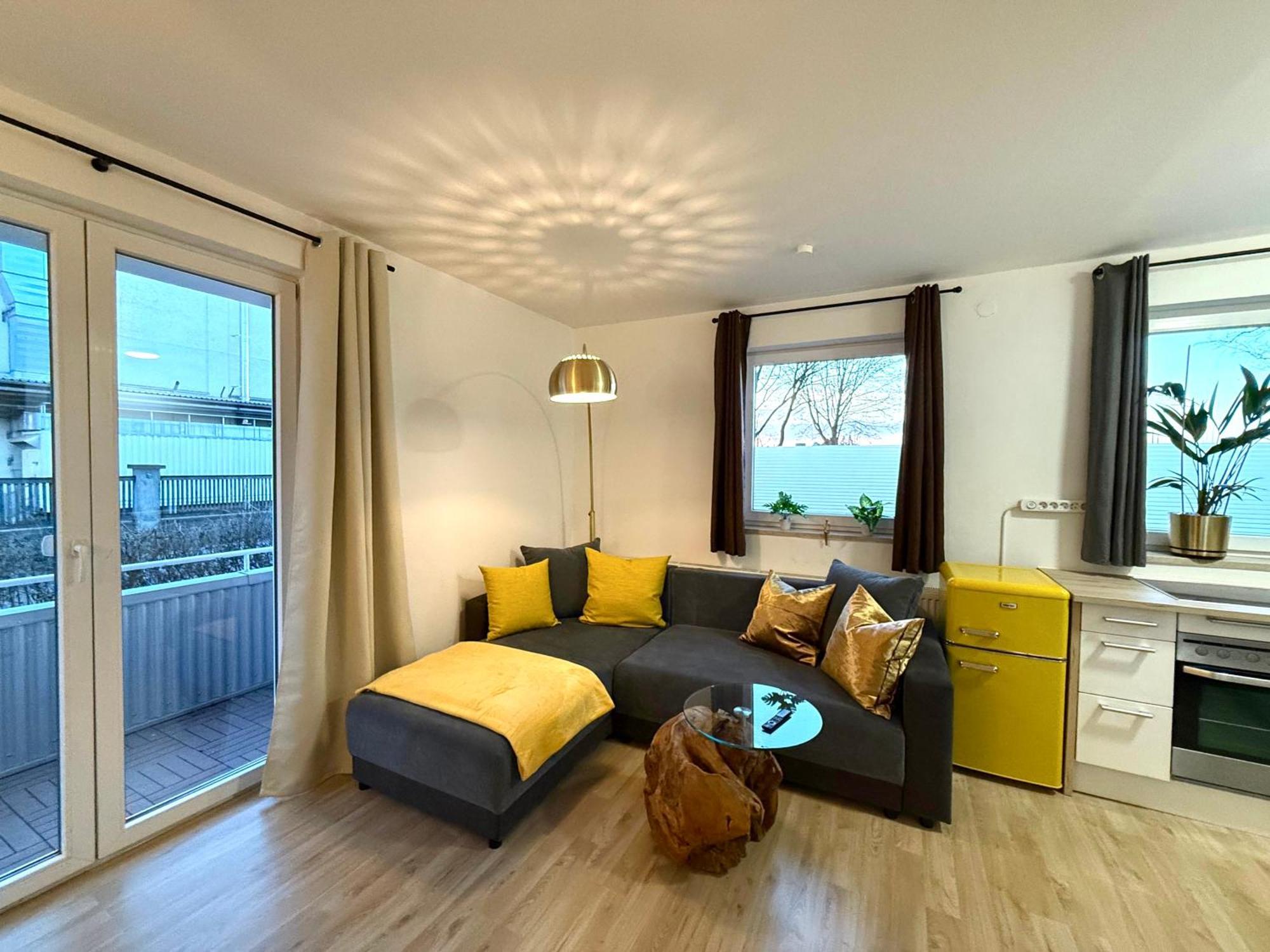 Yay - 65M2 Apartment Am Bahnhof - Smart Tv - Internet - Kaffee - Waschmaschine - Trockner Muehldorf am Inn Luaran gambar